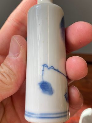Quatre tabatières en porcelaine de Chine en bleu, blanc et rouge de cuivre, 19/20ème — photo 5
