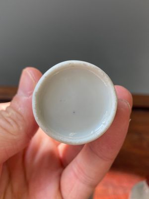Quatre tabatières en porcelaine de Chine en bleu, blanc et rouge de cuivre, 19/20ème — photo 6