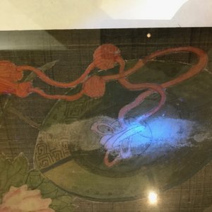 Quatre tableaux encadrés aux antiquités et fleurs, Chine, 19ème — photo 22