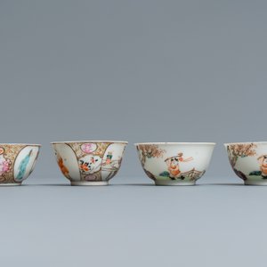 Quatre tasses et soucoupes en porcelaine de Chine famille rose à décor mandarin, Qianlong — photo 5