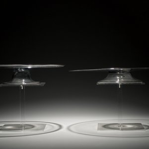 Quatre tazzas aux piedouches courtes en verre, Angleterre, 19ème — photo 2