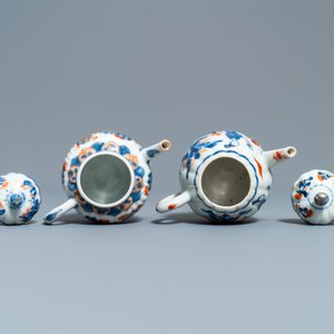 Quatre théières couvertes en porcelaine de Chine de style Imari, Kangxi — photo 12