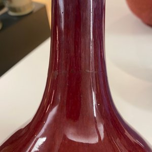Quatre vases de forme bouteille en porcelaine de Chine monochrome, Kangxi et 19ème — photo 15