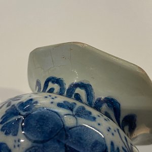 Quatre vases en faïence de Delft en bleu et blanc, 17/18ème — photo 21