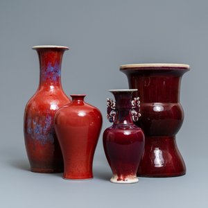 Quatre vases en porcelaine de Chine monochrome sang de boeuf et flambé, 19/20ème — photo 2