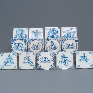 Quinze carreaux en faïence de Delft bleu et blanc à décor de chevaliers et d'animaux, 17/18ème — photo 1