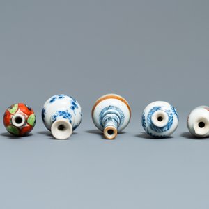 Quinze petits vases en porcelaine de Chine, Kangxi — photo 12