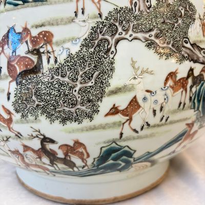 A large Chinese famille rose '100 deer' 'hu' vase — photo 9