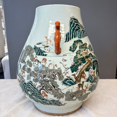 A large Chinese famille rose '100 deer' 'hu' vase — photo 13