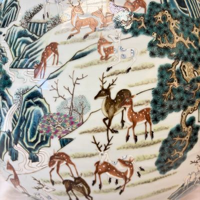 A large Chinese famille rose '100 deer' 'hu' vase — photo 21