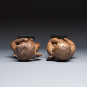 A pair of carved wooden figures of winged angels — photo 6
