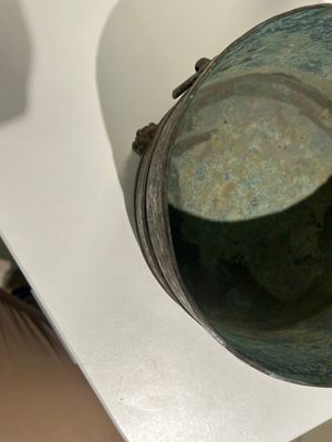 Rare boîte à cosmétiques couvert archaïque de type 'lian' en bronze incrusté d'argent, Chine,  Han occidental — photo 29