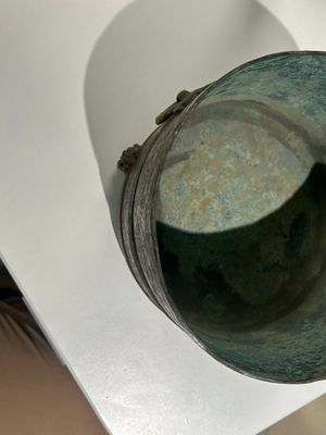 Rare boîte à cosmétiques couvert archaïque de type 'lian' en bronze incrusté d'argent, Chine,  Han occidental — photo 30
