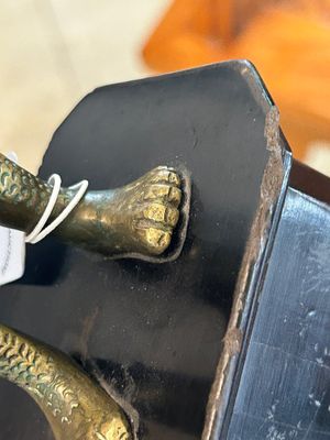Rare bougeoir de type 'homme sauvage' en bronze, Flandre ou Allemagne, 15/16ème — photo 15