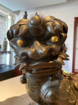 Rare brûle-parfum en forme de lion en bronze incrusté, Chine, Ming — photo 12