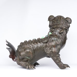 Rare brûle-parfum en forme de lion en bronze incrusté, Chine, Ming — photo 5