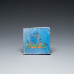 Rare carreau en faïence polychrome de Delft à décor d'un chateau sur fond bleu berretino, 17ème — photo 1
