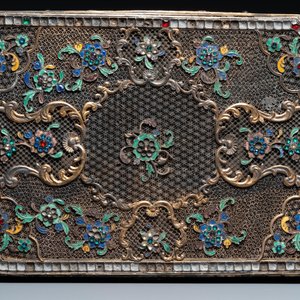 Rare coffret impérial en filigrane d'argent doré et émaillé incrusté de pierres précieuses, Chine, Qianlong — photo 13