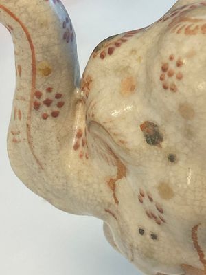 Rare cruche en grès peint polychrome en forme d'éléphant, Vietnam, dynastie Lê, 16ème — photo 13