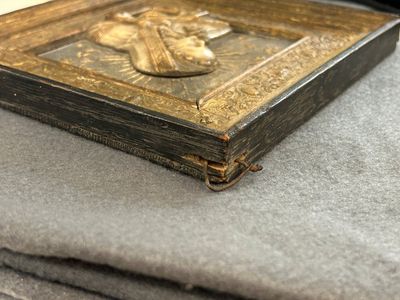 Rare paire de reliefs en albâtre de Malines figurant des portraits, signés Tobias Tissenaken, fin du 16ème — photo 25