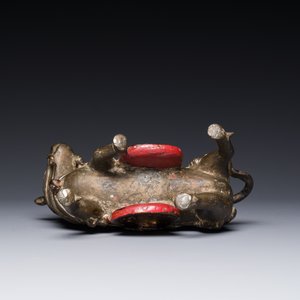 Rare porte-encens en bronze partiellement laqué et doré en forme de cheval, Chine, Yuan/début Ming — photo 7