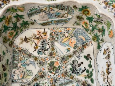 Rare service en porcelaine de KPM à décor famille verte de Canton, Chine et Allemagne, 19ème — photo 97
