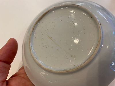 Rare tasse et soucoupe en porcelaine de Chine à décor d'un navire marchand en doré, grisaille et rouge de fer, Yongzheng/Qianlong — photo 8