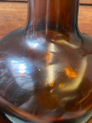 Rare vase de forme bouteille en verre de Pékin de couleur ambre translucide, Chine, marque et époque de Qianlong — photo 8