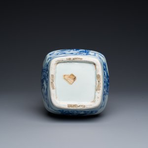 Rare vase de forme double gourde en porcelaine de Chine en bleu et blanc à décor de Guo Tai Min An 國泰民安, Jiajing/Wanli — photo 6