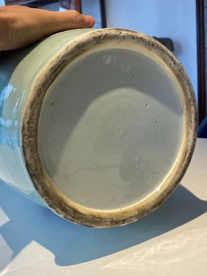 Rare vase en porcelaine de Chine à décor 'Wu Shuang Pu' en bleu et blanc sur fond céladon, 19ème — photo 18