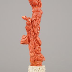 Remarquable figure de Shou Lao en corail sculpté avec support en ivoire, Chine, dynastie Qing — photo 7