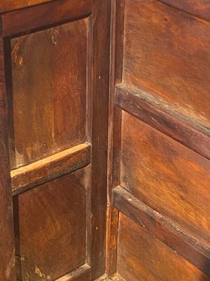Rre cabinet de curiosités de type 'duo bao ge' en bois huanghuali à décor de chilongs, Chine, 18/19ème — photo 27