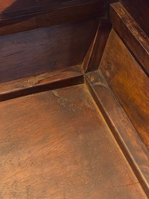 Rre cabinet de curiosités de type 'duo bao ge' en bois huanghuali à décor de chilongs, Chine, 18/19ème — photo 35