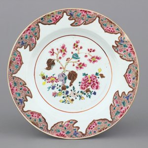 Schotel in Chinees porselein, famille rose, Yongzheng, ca 1720 — foto 1