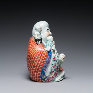 Sculpture de Bouddha en porcelaine de Chine famille rose, marque de Zhu Mao Ji Zao 朱茂記造, République — photo 2