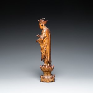 Sculpture d'un moine en bois laqué et doré, Chine, Qing — photo 5