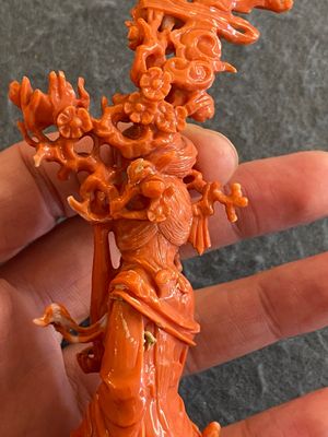 Sculpture d'une femme debout en corail rouge, Chine, 19/20ème — photo 6