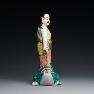 Sculpture en porcelaine de Chine famille rose figurant Liu Hai sur le crapaud, signée Huang Yuanxiang 黃源項, 19ème — photo 5