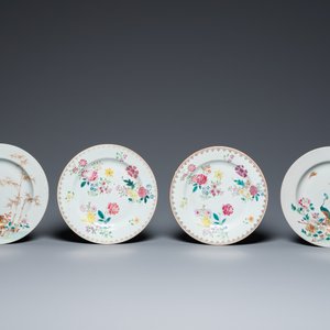 Seize assiettes en porcelaine de Chine famille rose, Yongzheng et postérieur — photo 4
