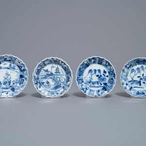 Seize tasses et soucoupes en porcelaine de Chine en bleu et blanc, Kangxi — photo 6