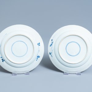 Sept assiettes en porcelaine de Chine en bleu et blanc, Kangxi — photo 7