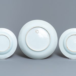 Sept assiettes en porcelaine de Chine famille rose et rouge de fer, Yongzheng/Qianlong — photo 5