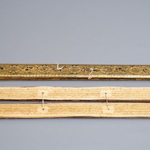 Sept bols à thé en bois et argent et deux écritures montées en bois doré, Tibet, 19/20ème — photo 2