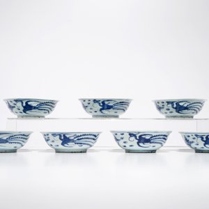 Sept bols en porcelaine de Chine bleu et blanc aux phénix, Ming — photo 4
