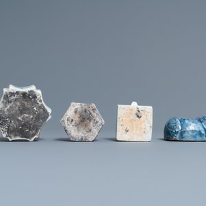 Sept compte-gouttes en porcelaine de Corée en bleu et blanc, 18/19ème — photo 10
