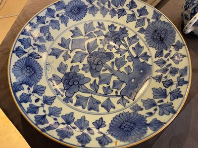 Sept pièces en porcelaine de Chine en bleu et blanc, Kangxi/Qianlong — photo 24