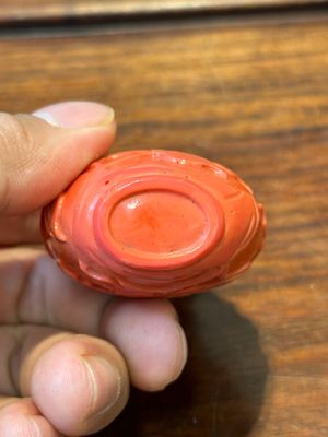 Sept tabatières variées en pierre précieuse, corail rouge, verre et ambre, Chine, 19ème — photo 40