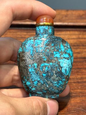 Sept tabatières variées en pierre précieuse, corail rouge, verre et ambre, Chine, 19ème — photo 43