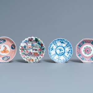 Sept tasses et soucoupes en porcelaine de Chine famille rose et d'autres, Kangxi et après — photo 2