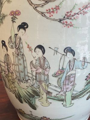 Sept vases en porcelaine de Chine famille rose, 19/20ème — photo 23